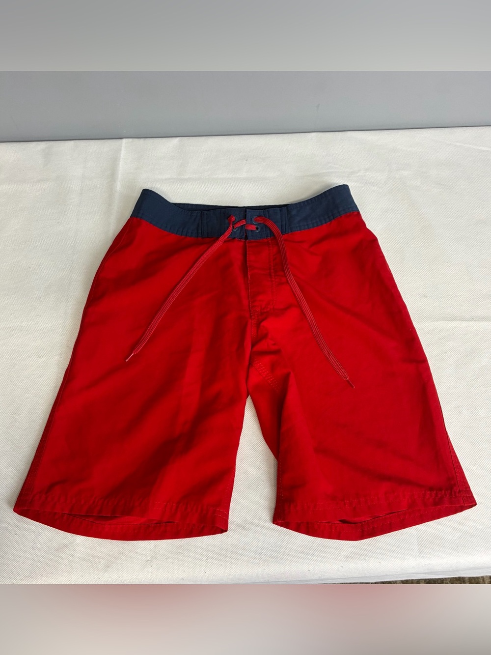 Old Navy Board Shorts Men’s Sz 28 Red Navy Surf Swim